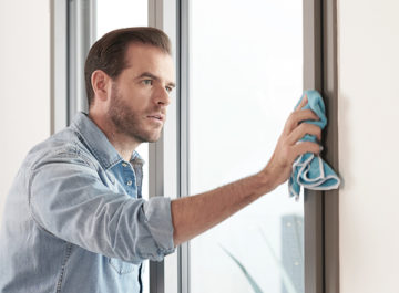 Entretien des menuiseries : c’est le moment de prendre soin de vos fenêtres !